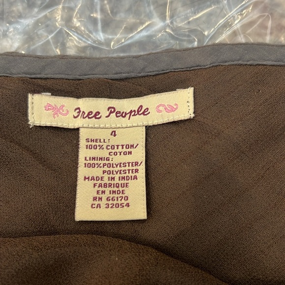 Free People dark grey and Pink Women's Skirt fully lined size 4. - Picture 9 of 9